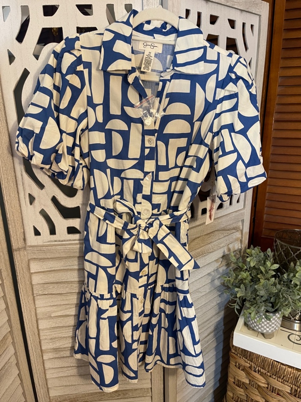 Jessica Simpson Blue and White Abstract Geometric Tie-Waist Mini Dress